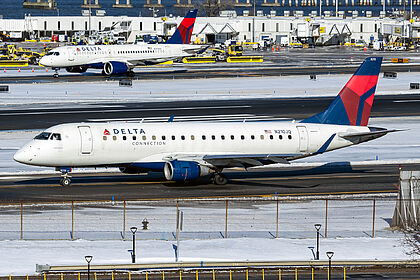 Unknown N210JQ operated by Delta Air Lines