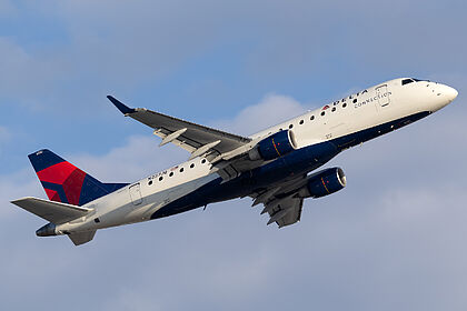 Embraer 175 N237JQ operated by Delta Air Lines