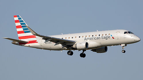 Embraer 175 N279MQ operated by Envoy Air