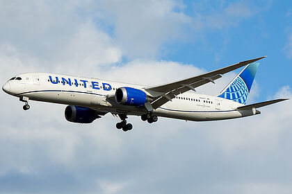 Unknown N29977 operated by United