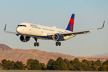 Airbus A321 N311DN operated by Delta Air Lines