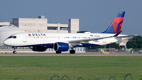 Unknown N320DU operated by Delta Air Lines