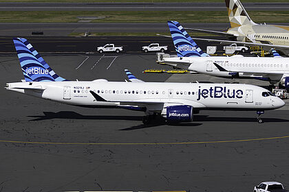 Airbus A220-300 N3215J operated by JetBlue