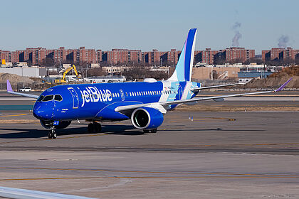 Unknown N3258J operated by JetBlue
