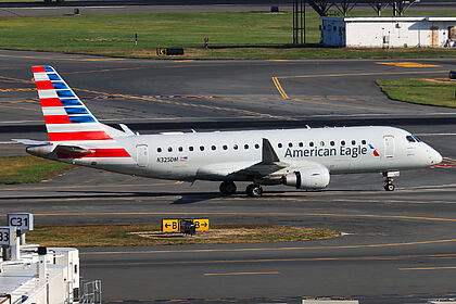 Unknown N325DM operated by Envoy Air