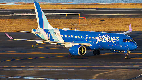 Airbus A220-300 N3275J operated by JetBlue