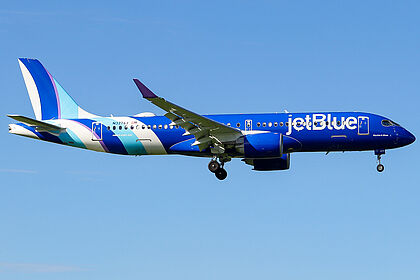 Airbus A220-300 N3276J operated by JetBlue