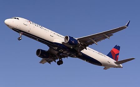 Airbus A321 N331DN operated by Delta Air Lines