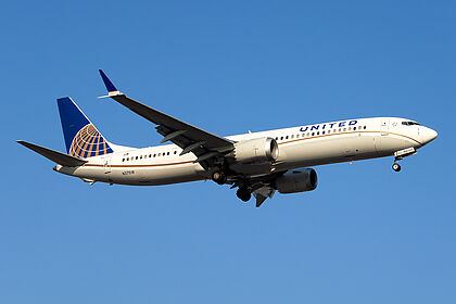 Unknown N37518 operated by United