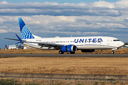 Unknown N37545 operated by United