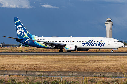 Unknown N402AS operated by Alaska