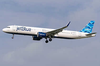 Airbus A321 NEO N4077J operated by JetBlue