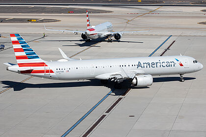 Unknown N407AN operated by American