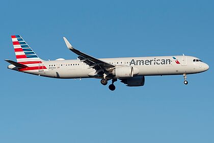 Unknown N463AA operated by American