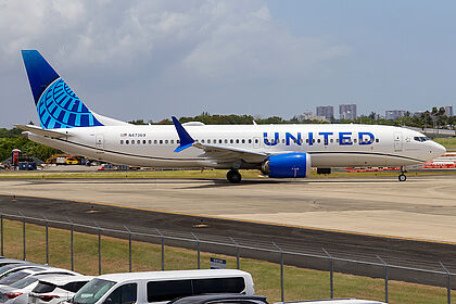Unknown N47369 operated by United