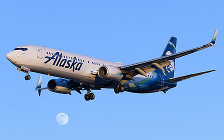 Unknown N483AS operated by Alaska