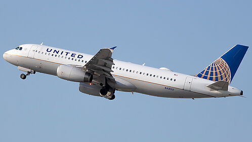 Unknown N4901U operated by United