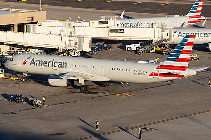 Unknown N510UW operated by American