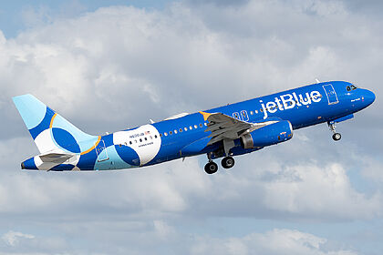Unknown N520JB operated by JetBlue