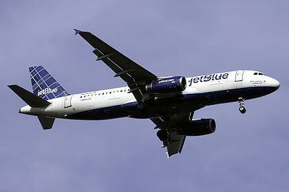 Airbus A320 N559JB operated by JetBlue