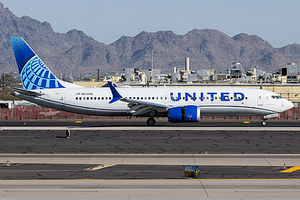 Unknown N57299 operated by United