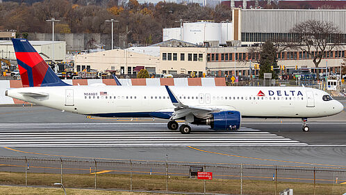 Unknown N588DT operated by Delta Air Lines