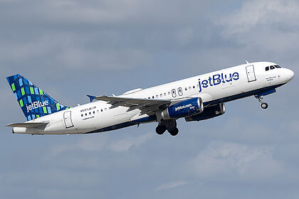 Airbus A320 N597JB operated by JetBlue