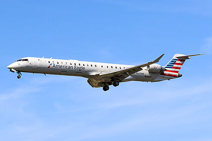 Canadair CRJ 900 N609NN operated by American