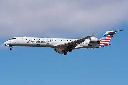 Canadair CRJ 900 N630NN operated by American