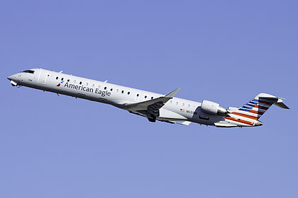 Canadair CRJ 900 N631NN operated by American