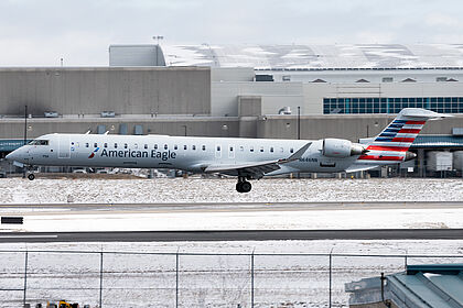 Canadair CRJ 900NG N646NN operated by American