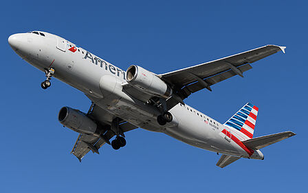 Airbus A320 N649AW operated by American