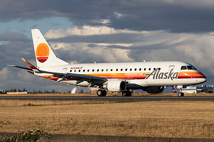 Unknown N652MK operated by Alaska
