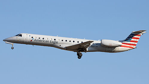 Unknown N661JA operated by American