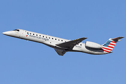 Embraer 145 N673AE operated by American