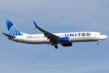 Unknown N69816 operated by United