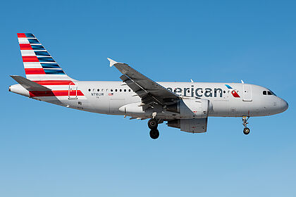 Airbus A319 N716UW operated by American