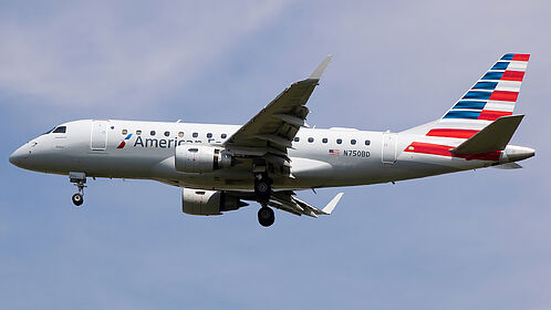 Embraer 170 N750BD operated by Envoy Air