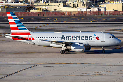 Unknown N768US operated by American