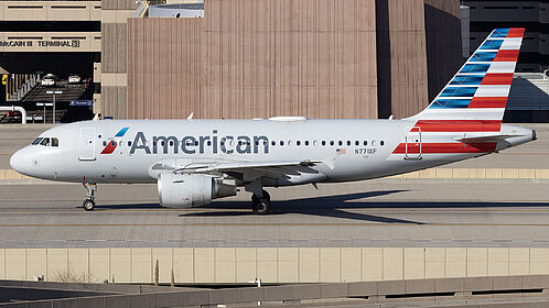 Airbus A319 N771XF operated by American