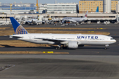 Unknown N78003 operated by United