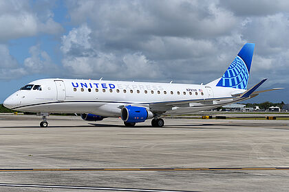 Unknown N791YX operated by United