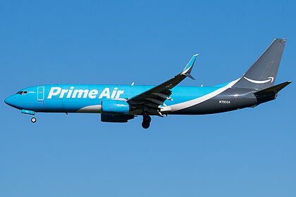 Boeing 737-800 N7933A operated by Sun Country Airlines