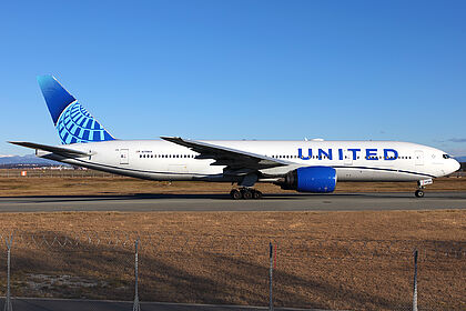Unknown N799UA operated by United