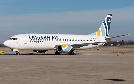 Boeing 737-400 N804TJ operated by BBQ