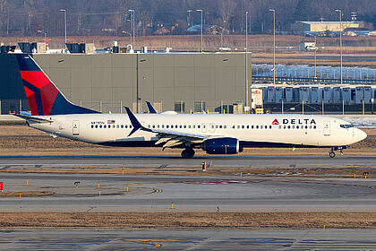 Unknown N813DN operated by Delta Air Lines