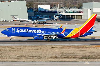 Boeing 737-800 N8316H operated by Southwest