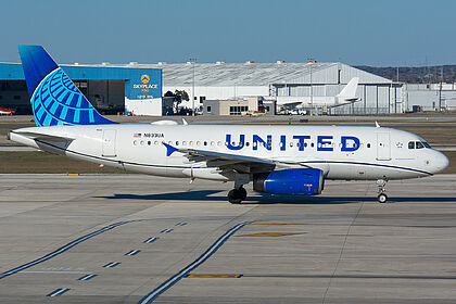 ATR 72 N833UA operated by Aegean