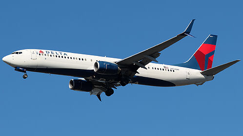 Boeing 737 N834DN operated by Delta Air Lines