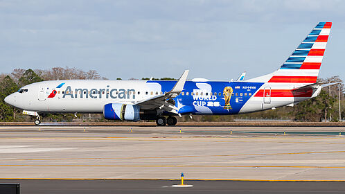 Unknown N844NN operated by American